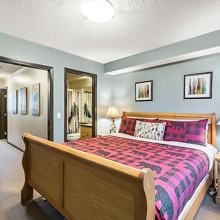 Mystic Getaway Apartment Canmore Bagian luar foto